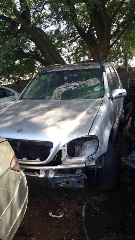 MERCEDES BENZ M612 W163 ML270 CDI STRIPPING FOR SPARES