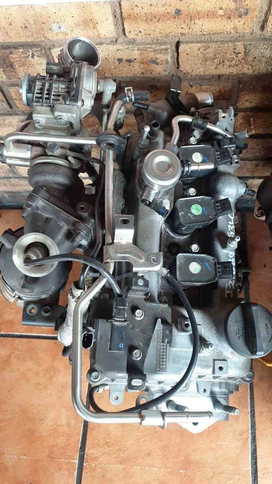 HYUNDAI VENUE G3LC LOW MILEAGE MOTOR FOR SALE - Main image