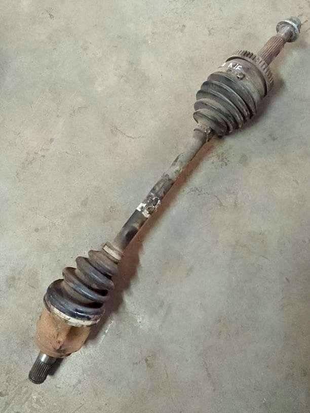 Huyndai Sonata 2.4 2010 LHS drive shaft
